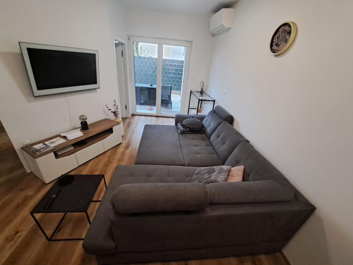 לובליאנה Stunning New Apartment With Free Parking Near City Centre מראה חיצוני תמונה