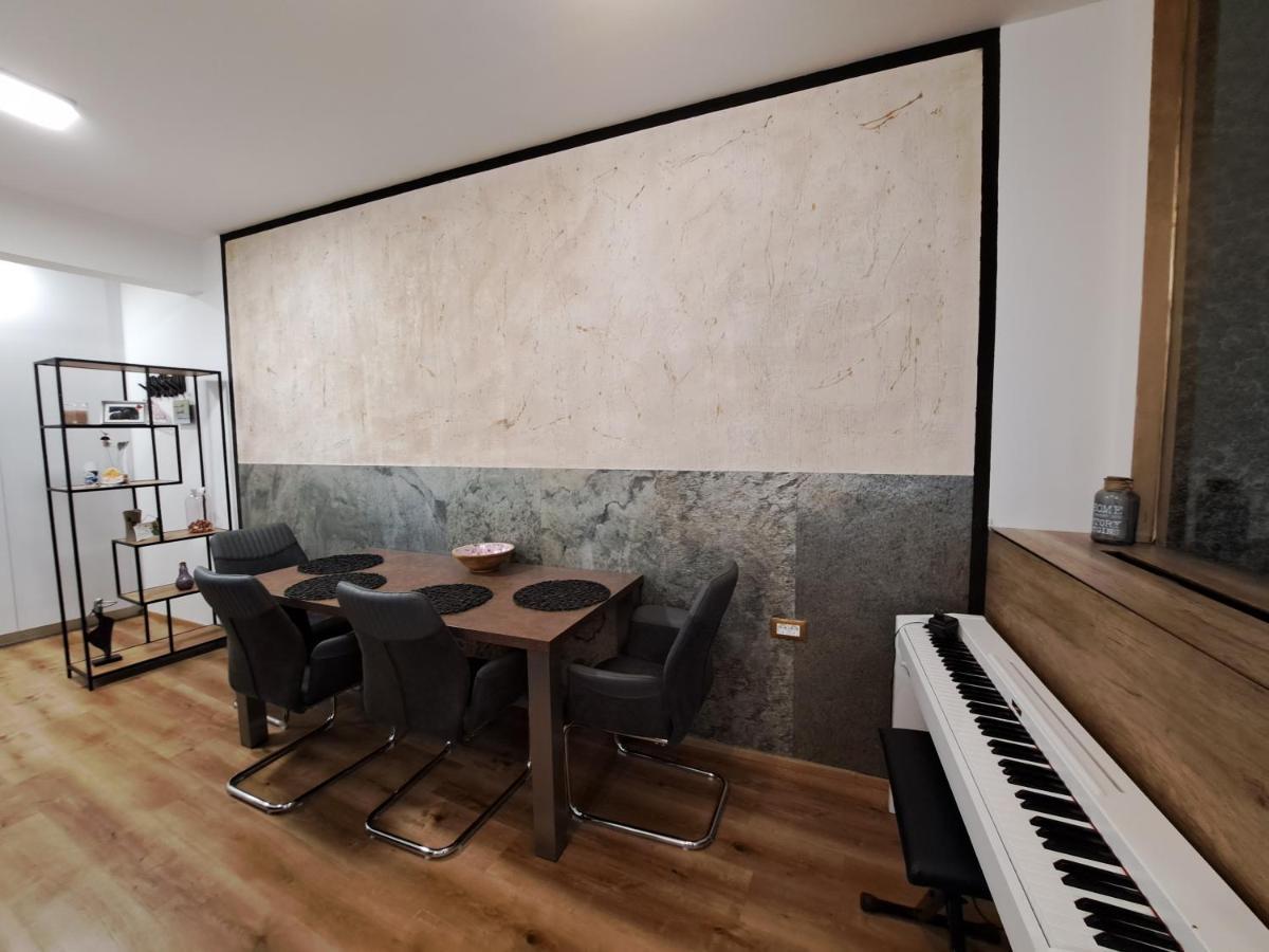 לובליאנה Stunning New Apartment With Free Parking Near City Centre מראה חיצוני תמונה